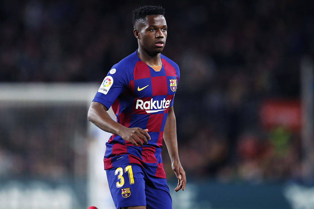 纽约尼克斯迎西甲关键赛，清晨更衣室发声，目标明确，轮换策略成焦点的简单介绍