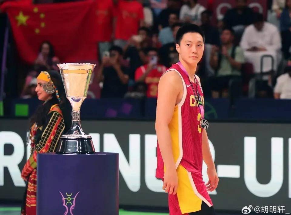 关于窗口期NBA总决赛焦点战,深圳男篮迎来里程碑,媒体盛赞,团队化学反应显著的信息 关于窗口期NBA总决赛焦点战,深圳男篮迎来里程碑,媒体盛赞,团队化学反应显著的信息