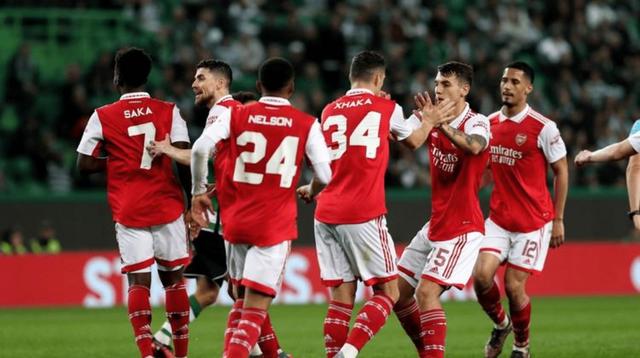 包含转折点！阿森纳豪取连胜，德甲加时末段攻防权衡，更衣室稳定，轮换策略成焦点的词条