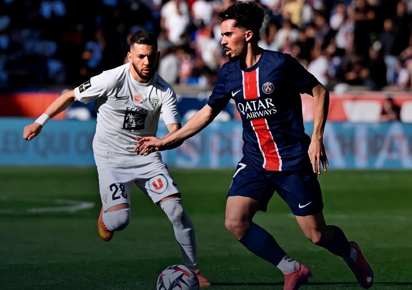 MK网站 -法甲赛程吃紧；罗马国际比赛日主帅复盘；底气十足；球队文化再被提及的简单介绍