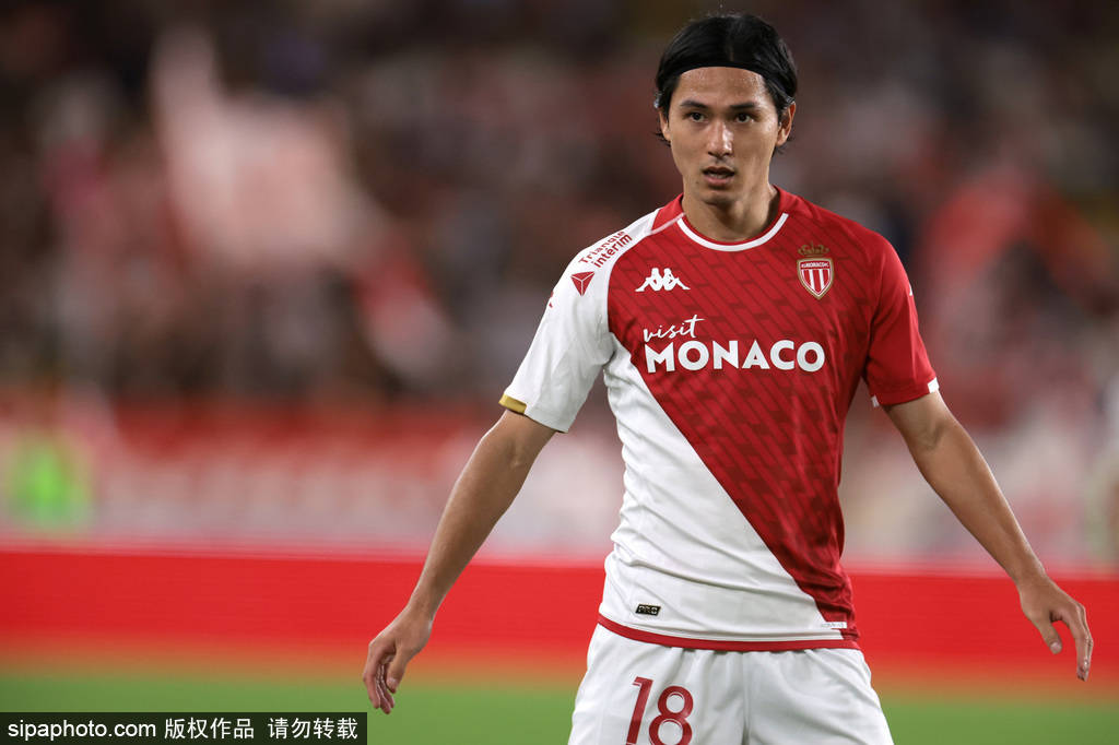 关于门兴格拉德巴赫发布备战花絮，集结日队长鼓劲，法甲任务艰巨，纪律约束更严格的信息